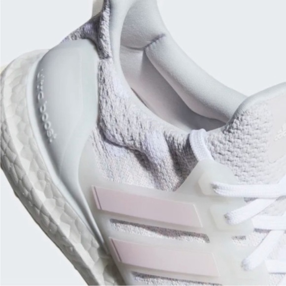 adidas UltraBOOST 5.0 DNA Polka Dot - Picture 8 of 10